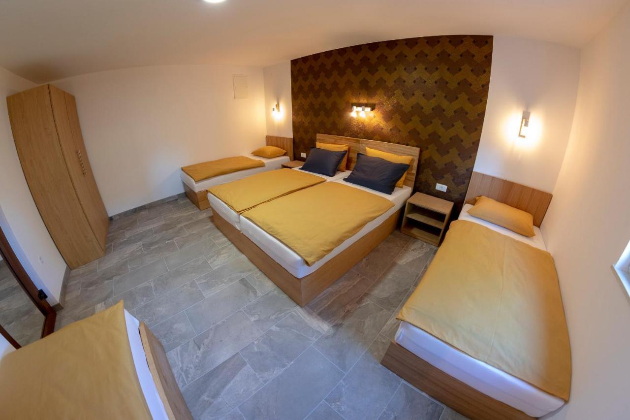Apartment Vila Tara Bihac Exterior photo