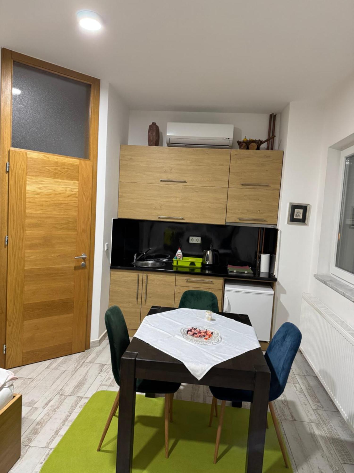 Apartment Vila Tara Bihac Exterior photo
